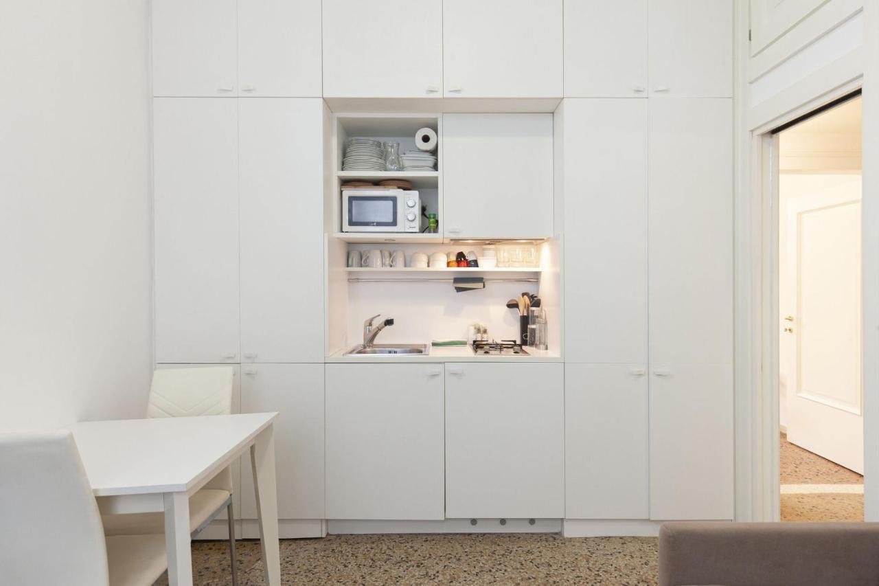 Residence Santa Marta By Halldis Венеція Екстер'єр фото